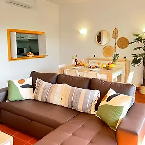 https://residence-golf-club-vilamoura-quarteira-8125-481.hotelaalgarve.com